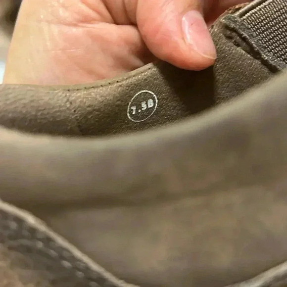 Earth origin shoes Boots - Picture 4 of 5